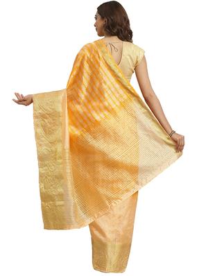 tie & dye woven saree with blouse - 17415912 - Standard Image - 2