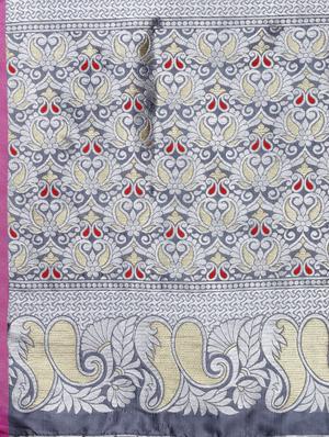 floral banarasi saree with blouse - 17418397 - Standard Image - 4