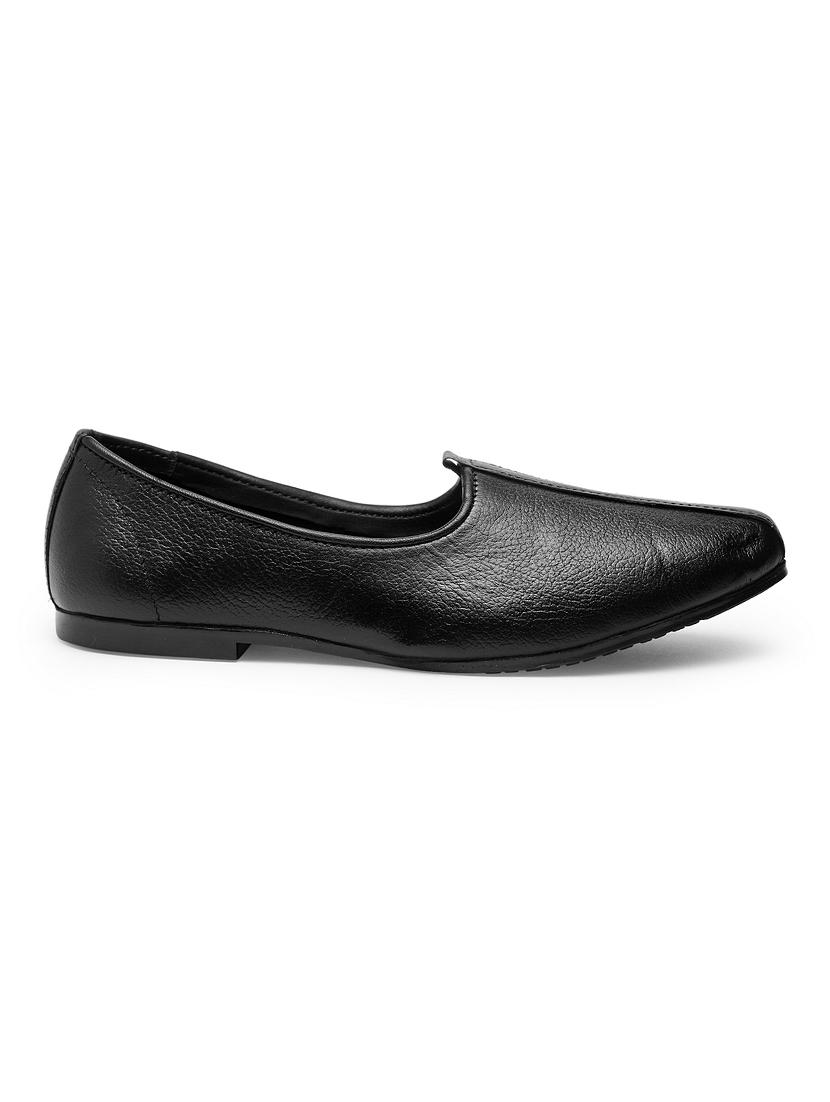 black leather slip on mojaris - 17419017 - Zoom Image - 2