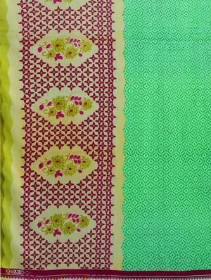 green georgette printed saree with blouse - 17419478 - Standard Image - 4