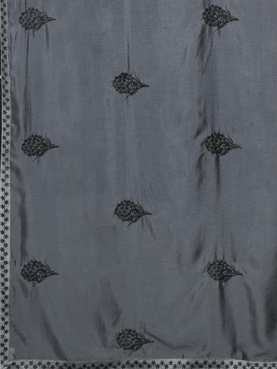 solid embroidered saree with blouse - 17419558 - Zoom Image - 4