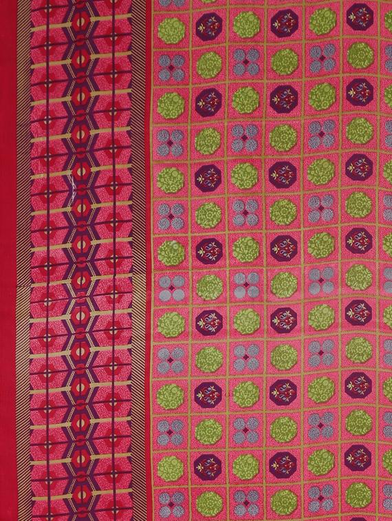 geometrical printed saree with blouse - 17419573 - Zoom Image - 4