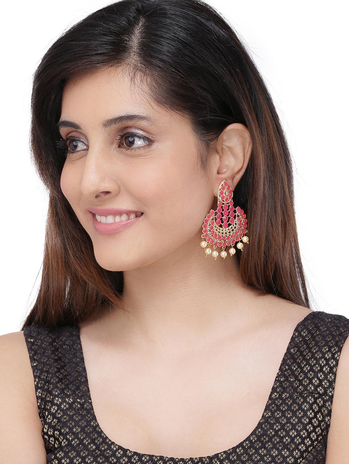 pink zinc chandellier earring - 17421684 - Zoom Image - 3