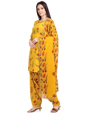 floral unstitched suit - 17421898 - Standard Image - 2