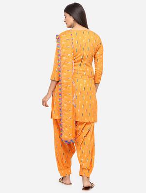 floral unstitched suit - 17422399 - Standard Image - 3