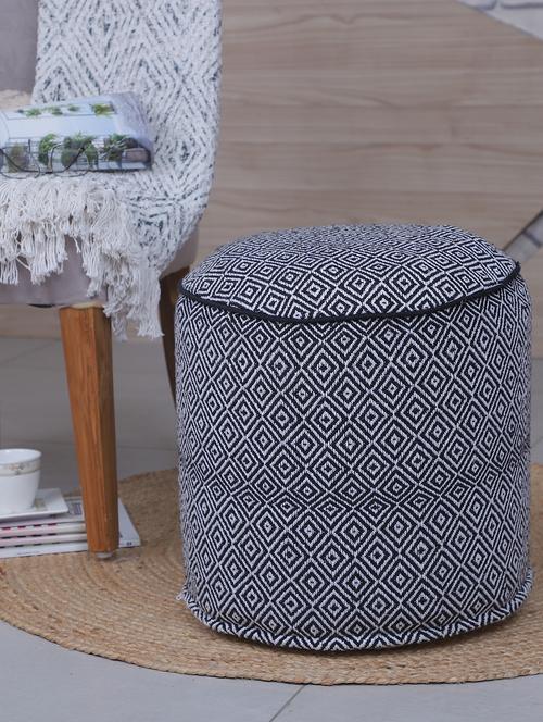 beautiful cylindrical diamond cotton pouf - 17422545 - Standard Image - 1