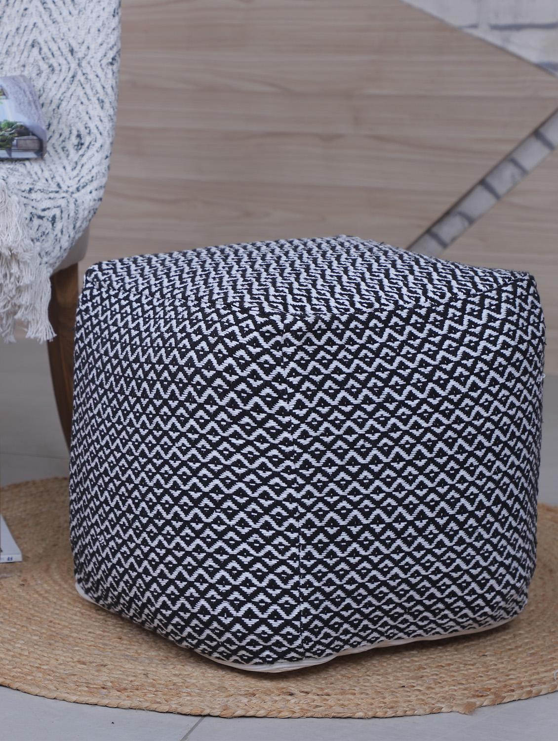 beautiful chevron cotton pouf - 17422568 - Zoom Image - 1