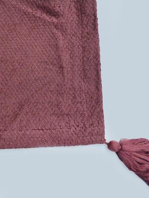 premium cotton jacquard self design tasseled throw blanket - 17423309 - Standard Image - 3