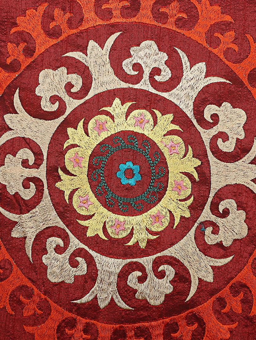 rayon embroidery cushion cover (set of 3) - 17424699 - Zoom Image - 4