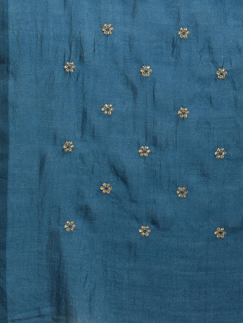 solid embroidered saree with blouse - 17425964 - Zoom Image - 5