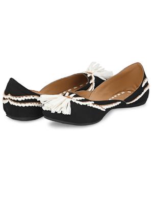 black slip on jutis - 17427946 - Standard Image - 6