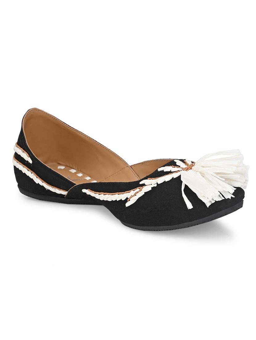 black slip on jutis - 17427946 - Zoom Image - 3