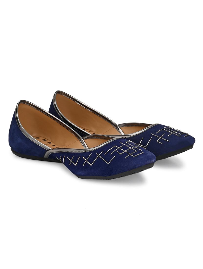 blue slip on jutis - 17427952 - Zoom Image - 2