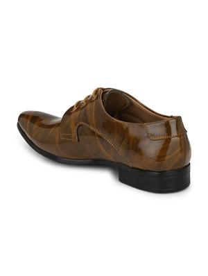 tan lace-up derbies - 17428729 - Standard Image - 3