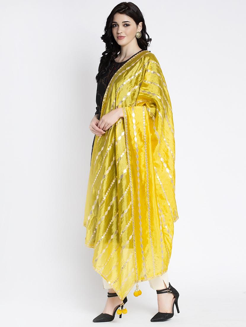 tassel detailed gota work dupatta - 17428833 - Zoom Image - 2