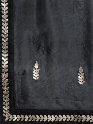 black gota wrork dupatta - 17428855 - Standard Image - 4