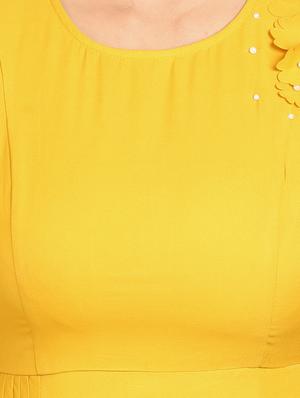 embellished detail asymmetric dress - 17431775 - Standard Image - 4