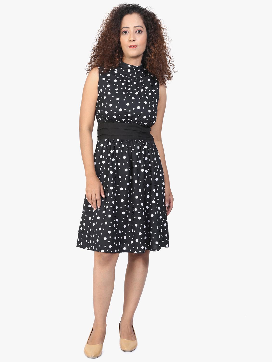 mock neck polka dot flared dress - 17431785 - Zoom Image - 1