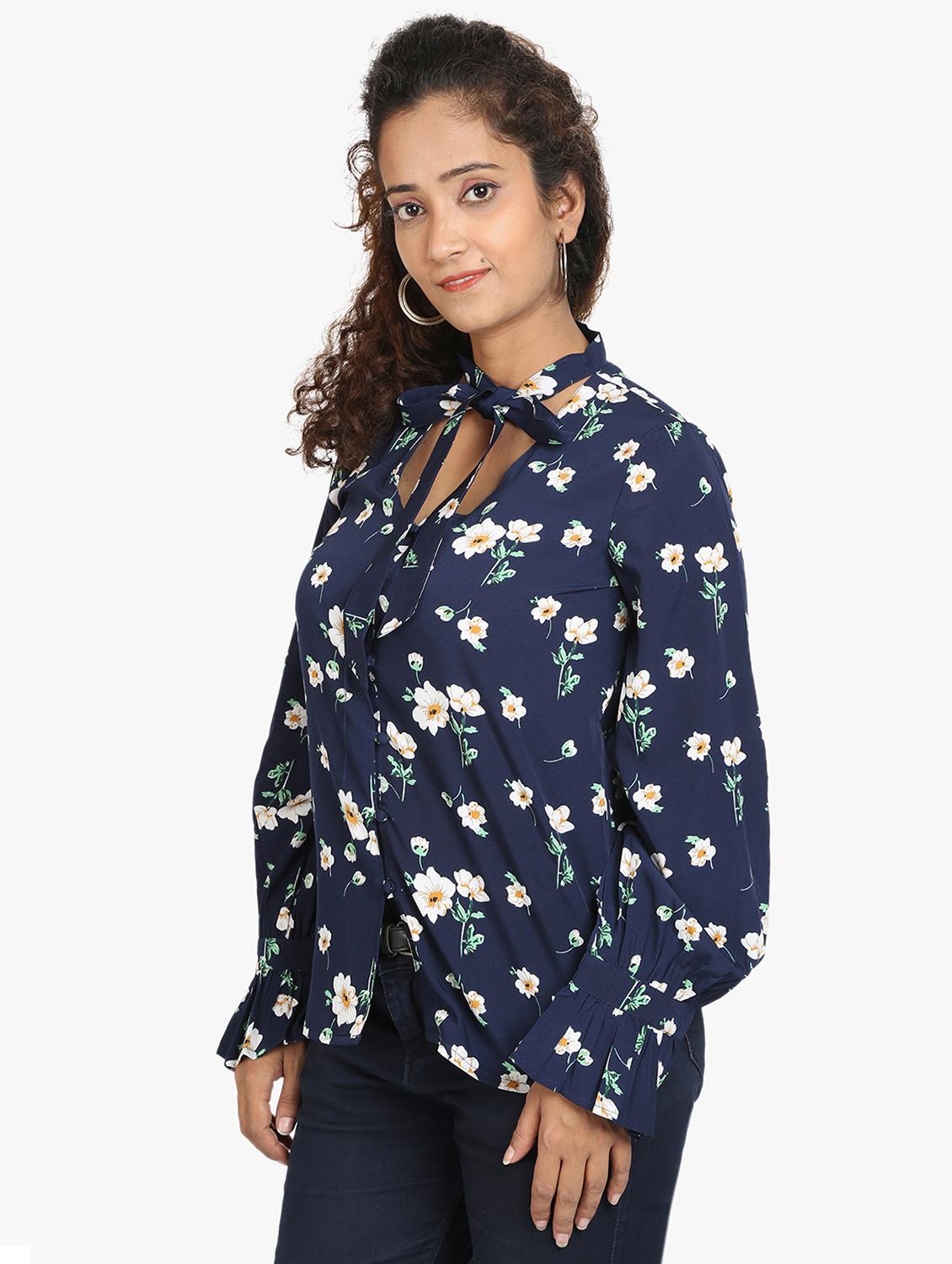 tie up neck floral top - 17431792 - Zoom Image - 2