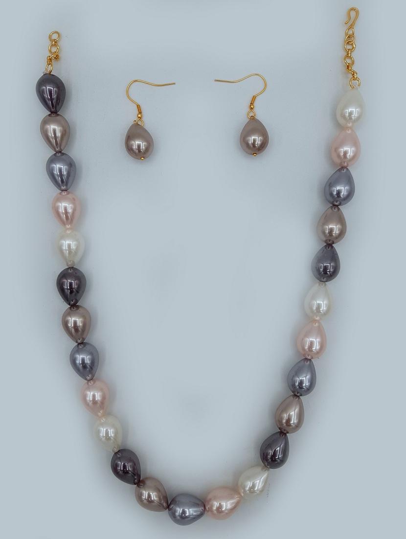 metallic pearl necklace - 17432390 - Zoom Image - 2