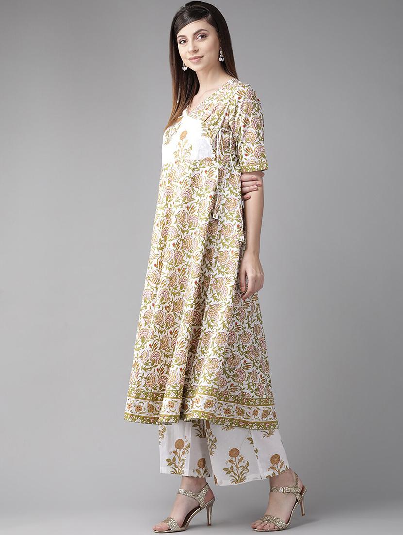 white cotton anarkali kurta - 17434066 - Zoom Image - 2