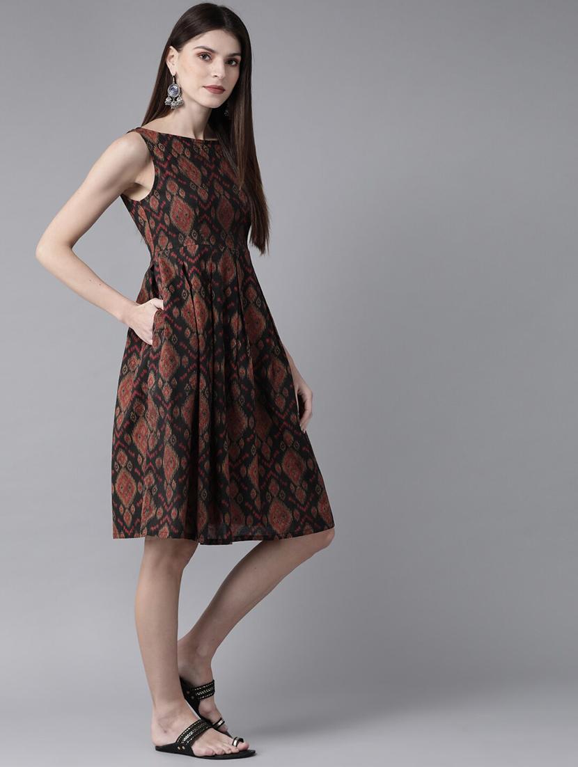pocket detail printed dress - 17434537 - Zoom Image - 2