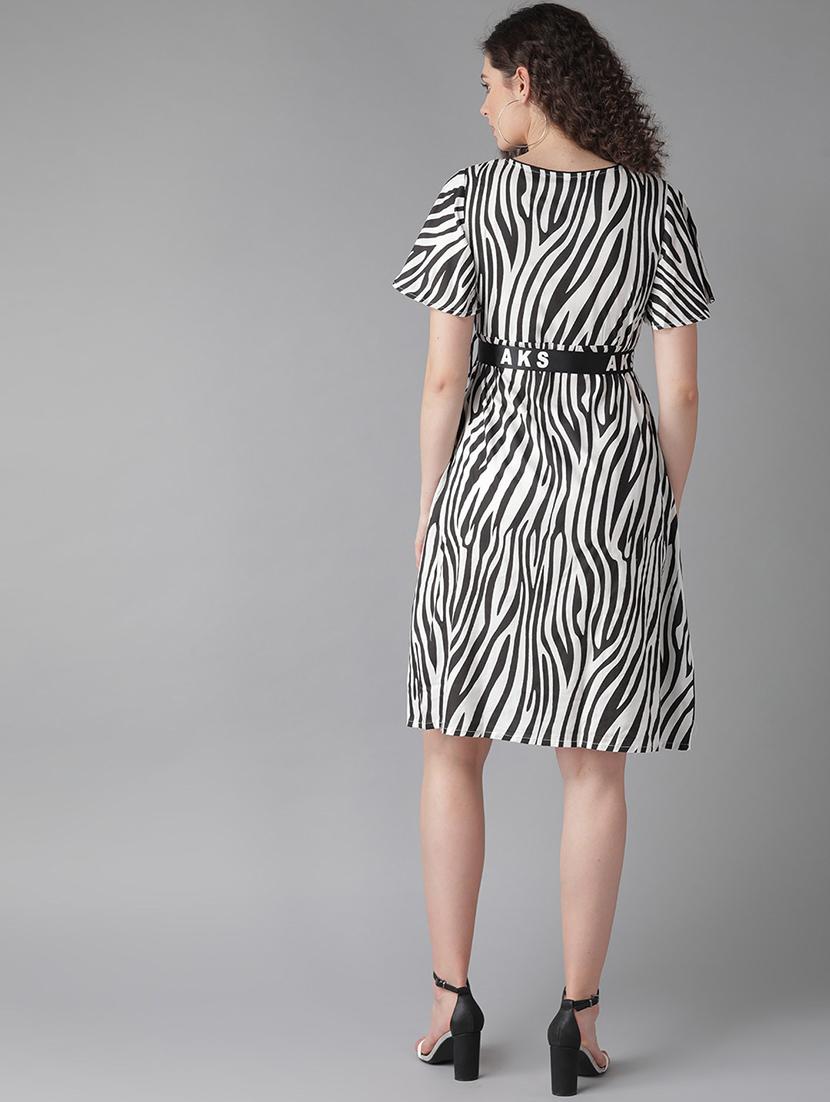 white viscose wrap dress - 17434566 - Zoom Image - 3