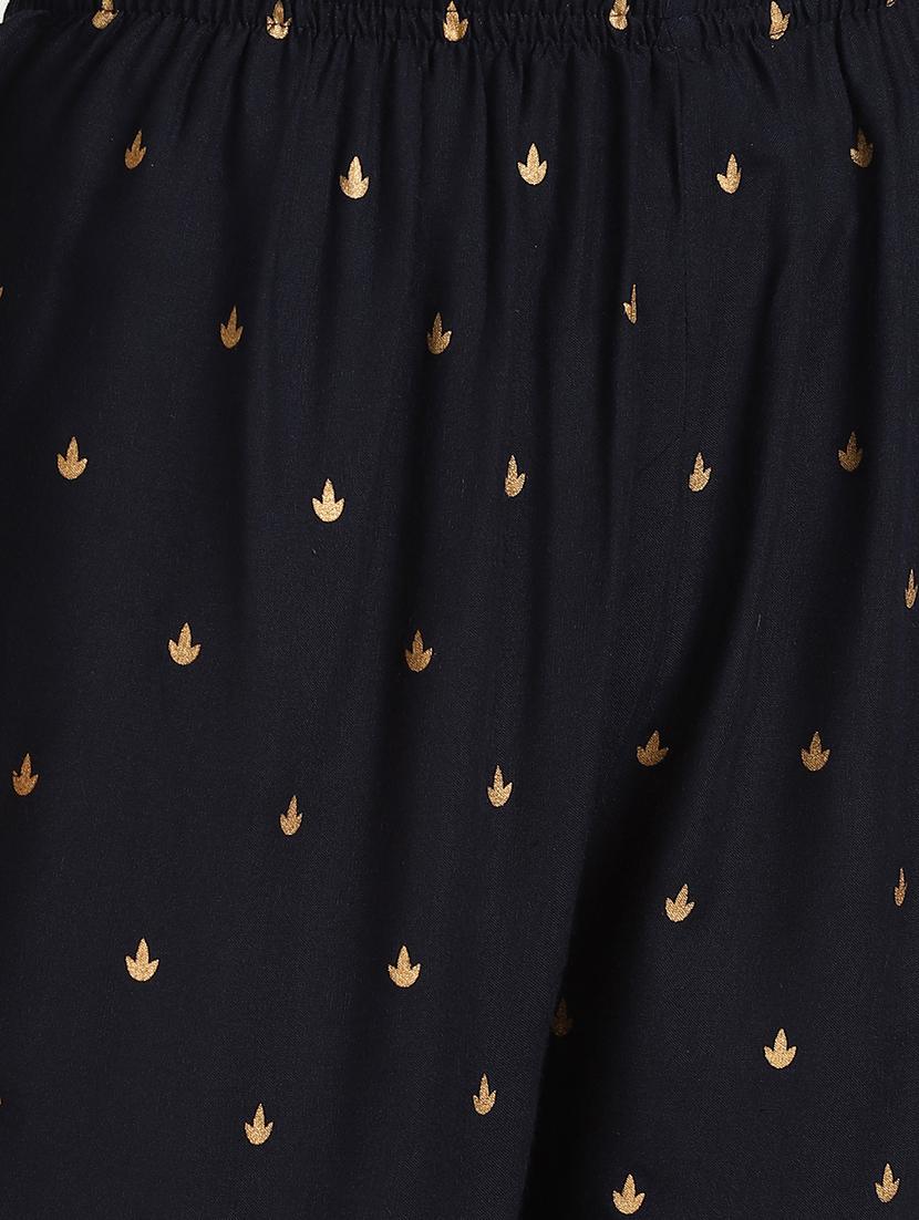 gold print kurta palazzo set - 17436692 - Zoom Image - 5