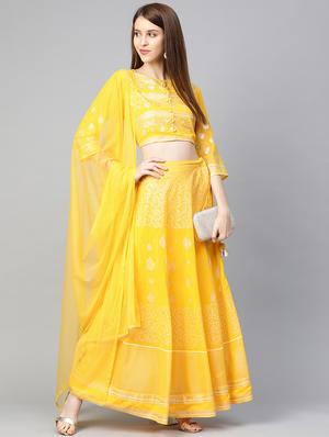 foil print flared lehenga - 17436784 - Standard Image - 4