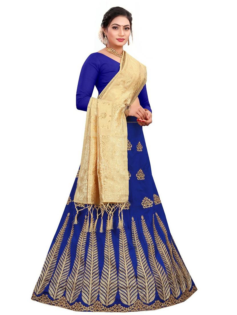 embroidered flared lehenga - 17437123 - Zoom Image - 2