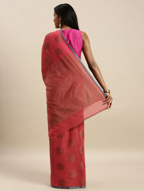 self design handloom saree with blouse - 17437709 - Zoom Image - 2