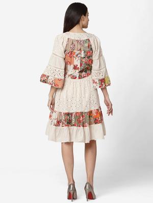 v-neck laced flared dress - 17438582 - Standard Image - 4