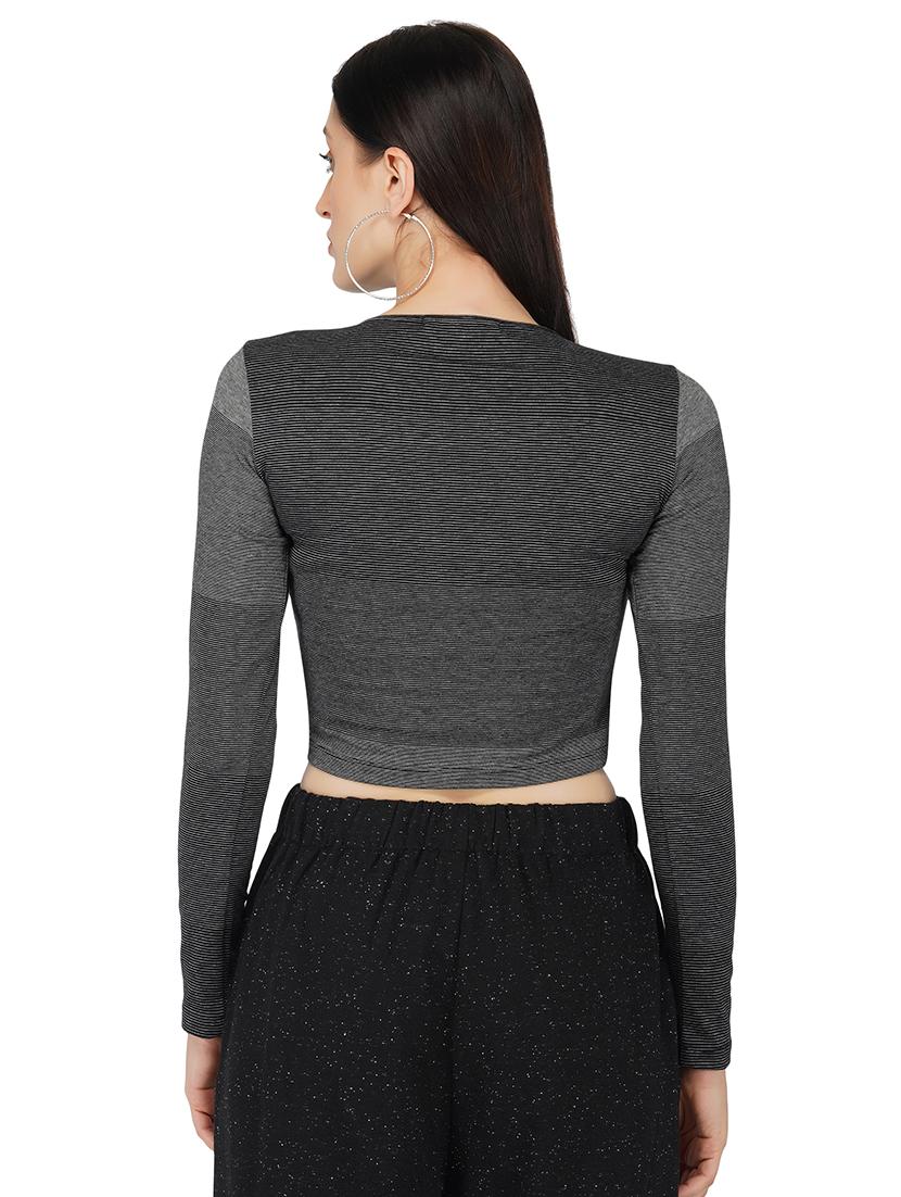 round neck crop top - 17438927 - Zoom Image - 3