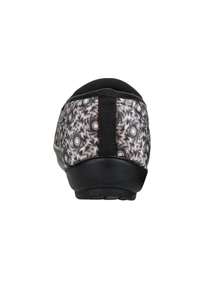 white slip on ballerina - 17440820 - Zoom Image - 2
