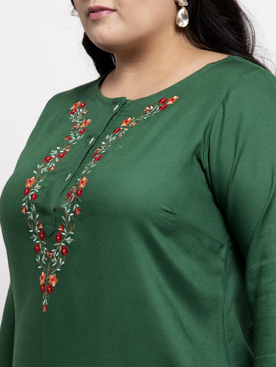 embroidered straight kurta - 17441731 - Zoom Image - 5