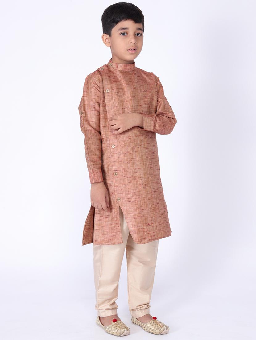 red silk kurta set - 17442070 - Zoom Image - 2