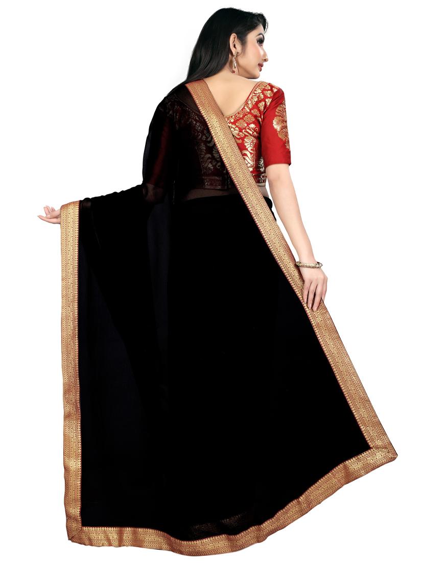 solid bordered saree with blouse - 17443843 - Zoom Image - 2
