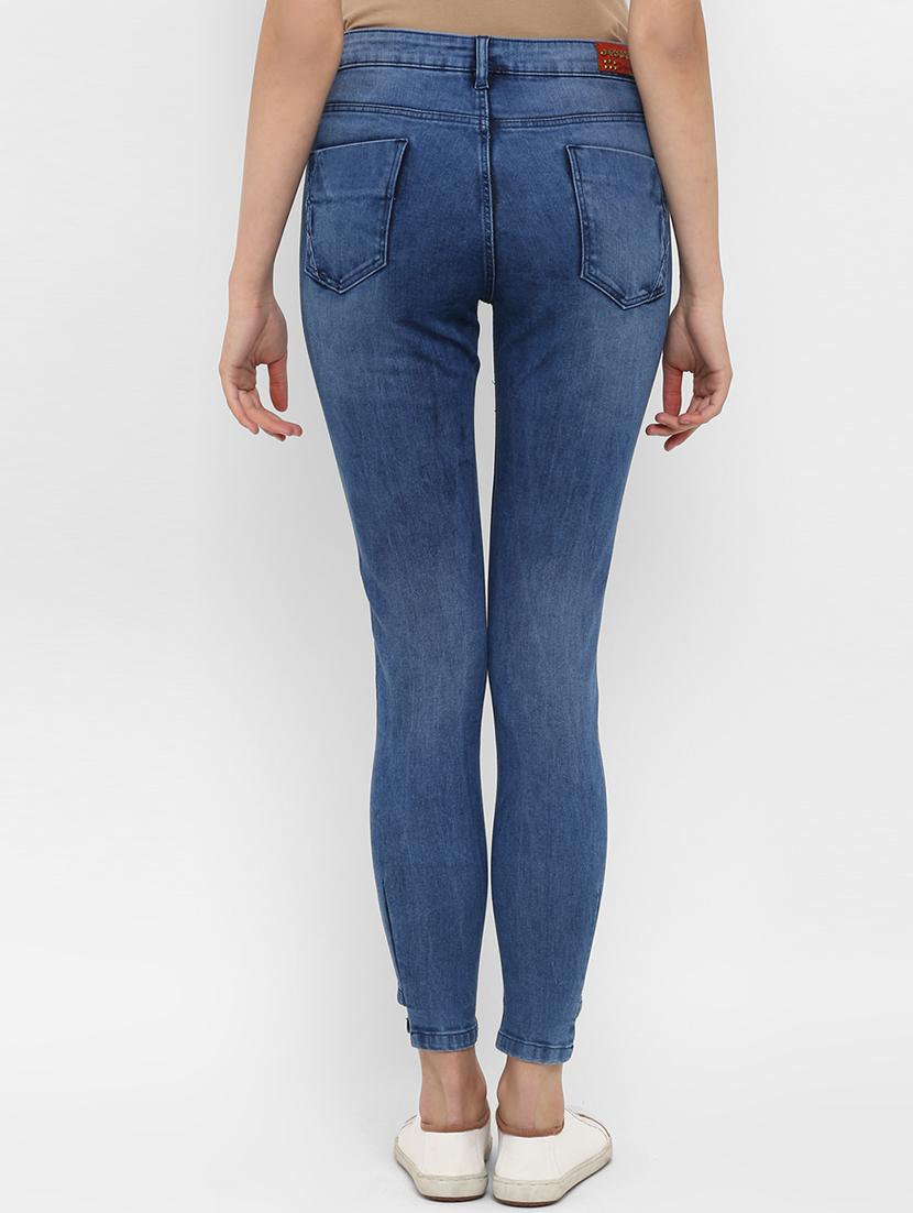 mid rise washed jeans - 17445319 - Zoom Image - 3