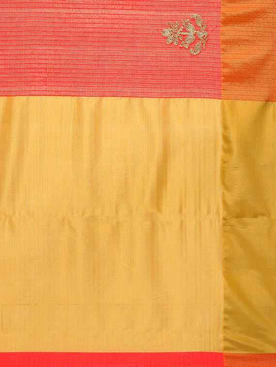 self design embroidered saree with blouse - 17448716 - Zoom Image - 4