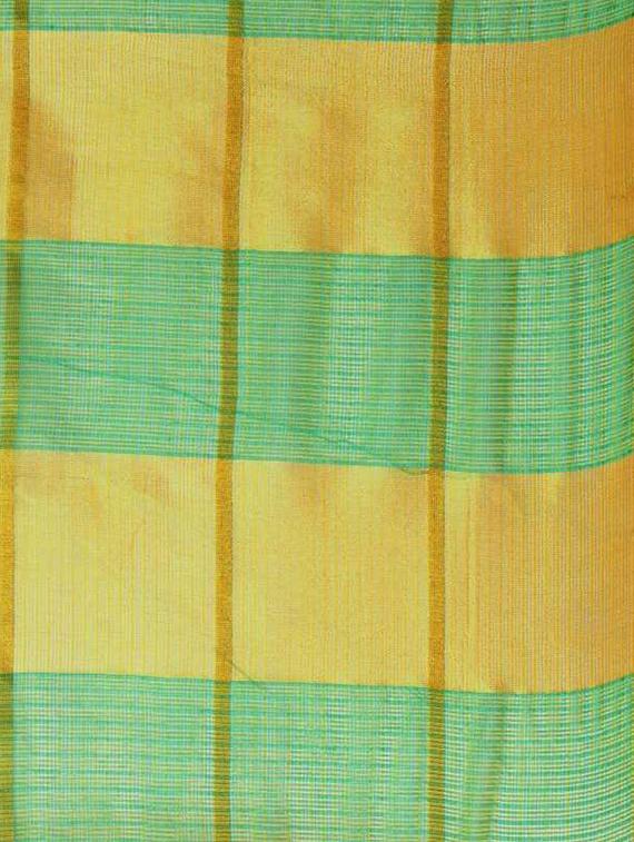 checkered kota doria saree with blouse - 17448720 - Zoom Image - 5