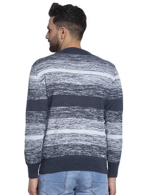 blue striped pullover - 17449988 - Standard Image - 3