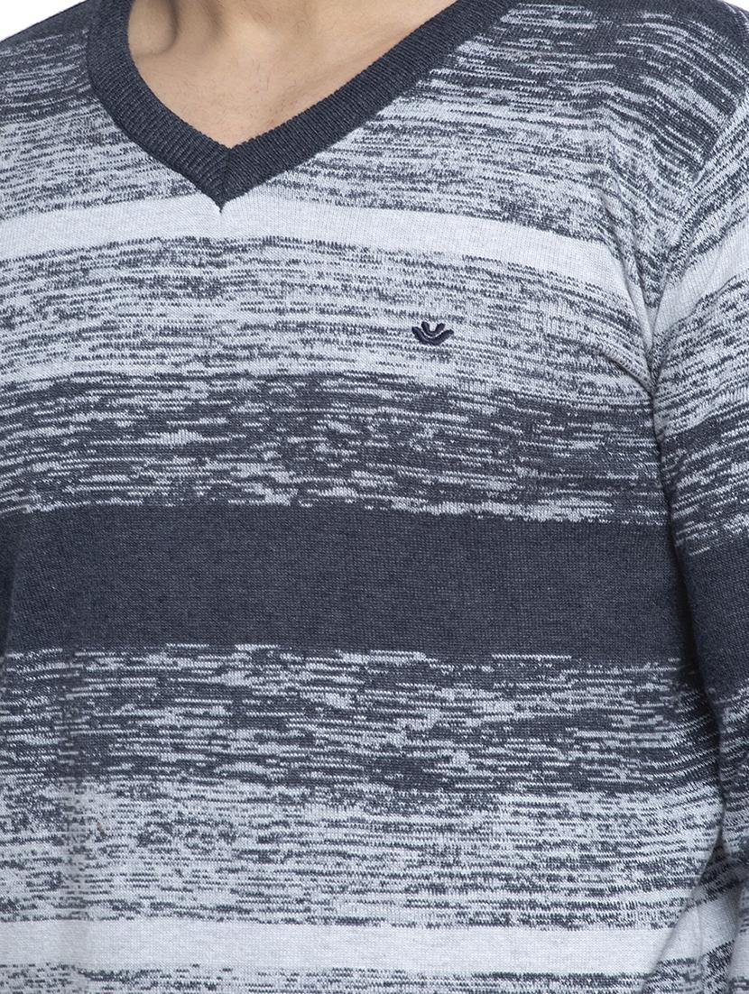 blue striped pullover - 17449988 - Zoom Image - 5