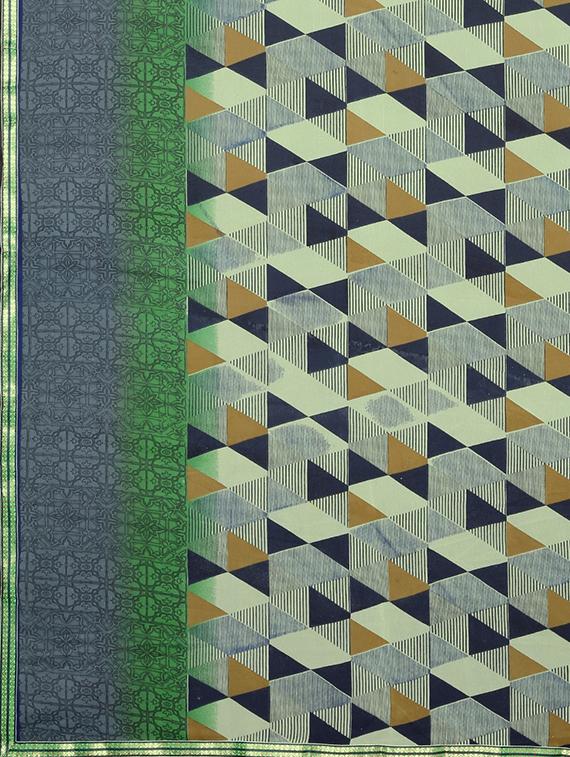 geometric printed saree with blouse - 17451619 - Zoom Image - 5
