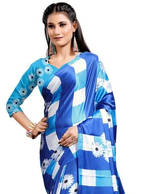 floral printed saree with blouse - 17453206 - Standard Image - 2