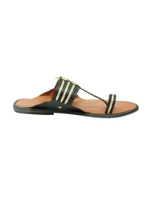 black one toe kolhapuri - 17456095 - Standard Image - 2