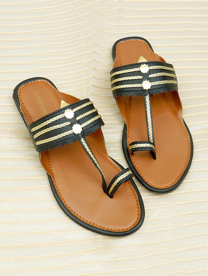black one toe kolhapuri - 17456095 - Zoom Image - 3