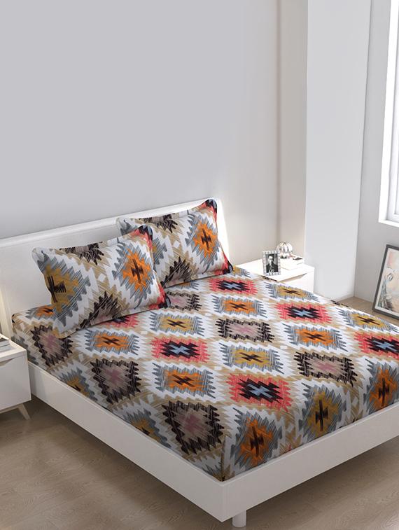 polycotton double bedsheet with 2 pillow covers - 17456767 - Zoom Image - 1