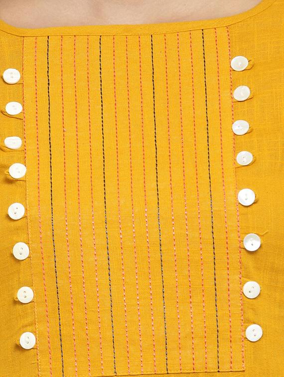 solid straight kurta - 17457693 - Zoom Image - 4