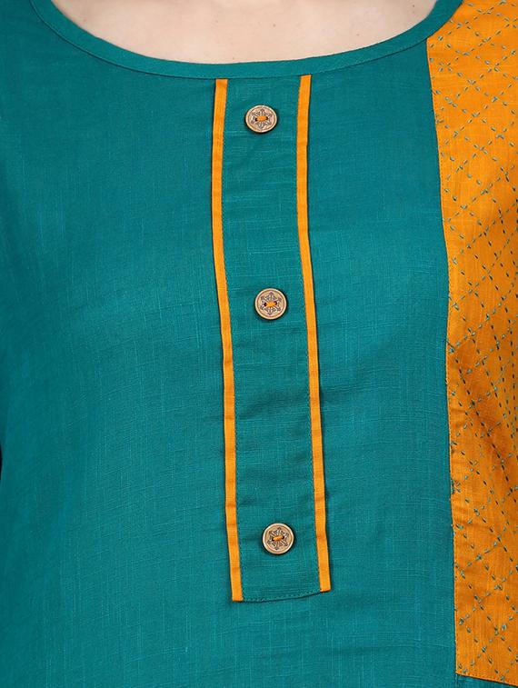 solid straight kurta - 17457712 - Zoom Image - 4