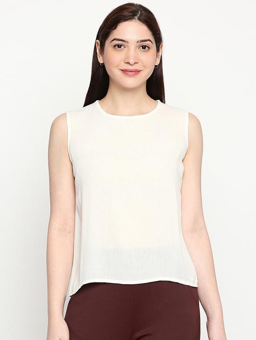 round neck solid top - 17457777 - Standard Image - 1